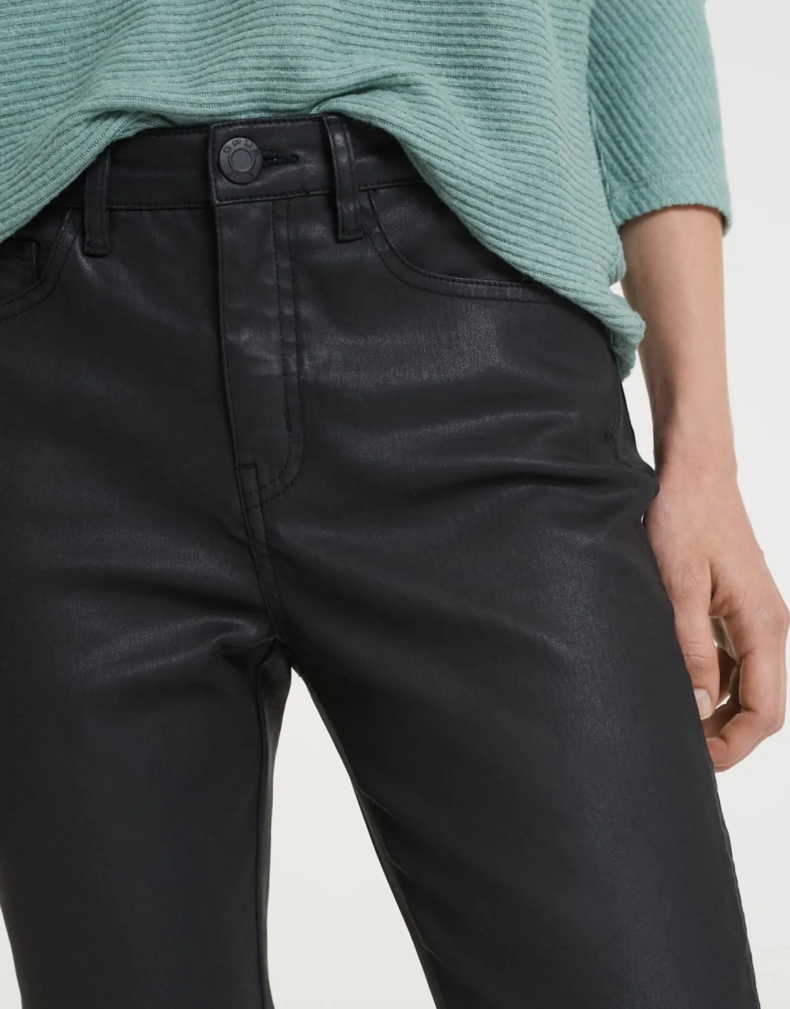 Shop someday Fashion Coated Jeans Emily Zip Black