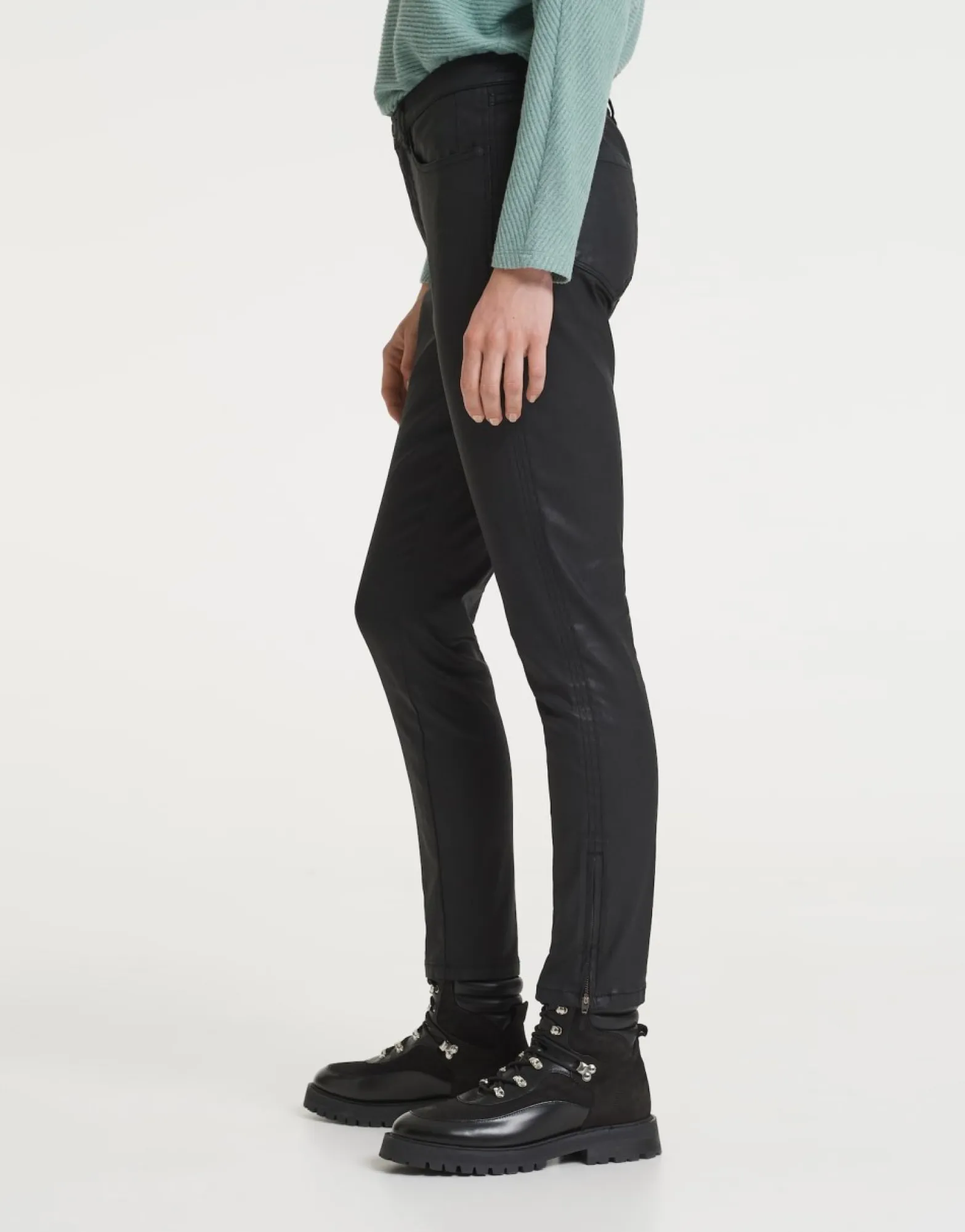 Shop someday Fashion Coated Jeans Emily Zip Black