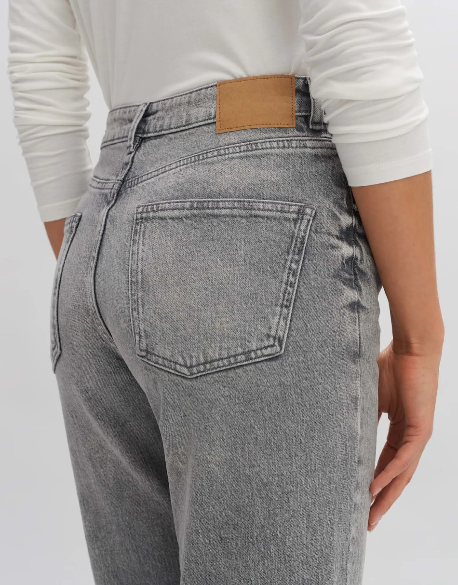 Shop someday Fashion Cropped Straight Jeans Lani Grey Grey Pastel