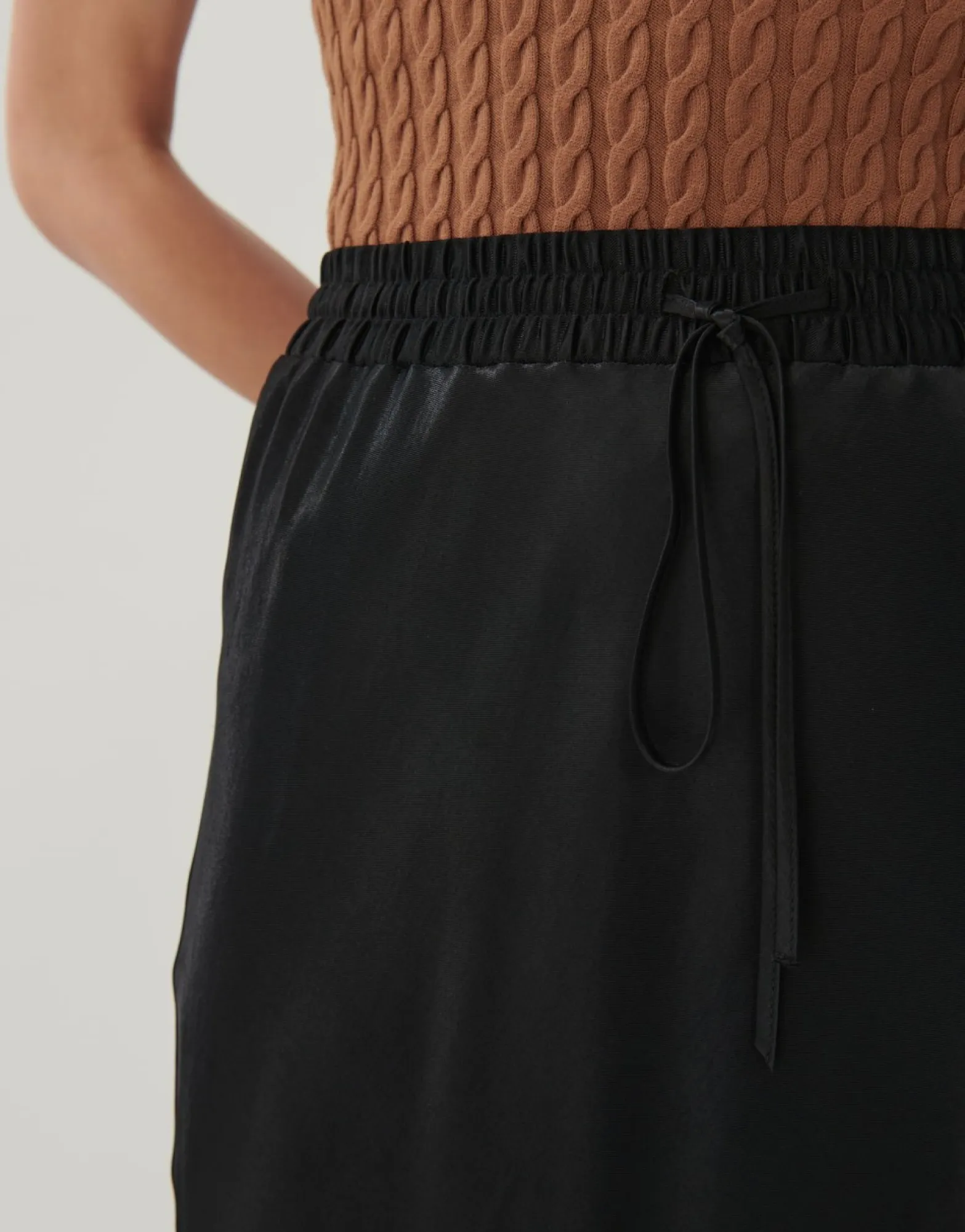 Flash Sale someday Fashion Satijnen Rok Oflow Uni Black